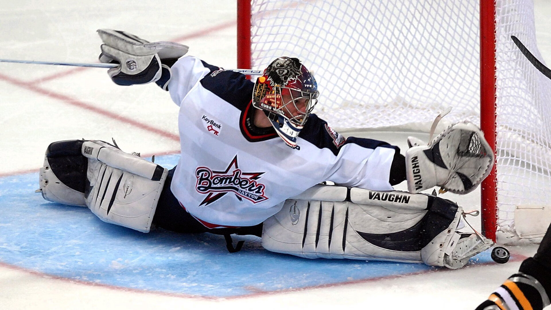 德布劳内遭遇二十持续失利，C9教练压力巨大！赛场气氛高涨